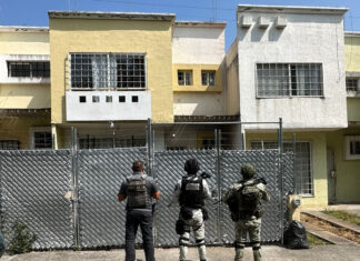 Asegura FGE más de 500 dosis de metanfetamina y 25 de marihuana en cateo en Morelia