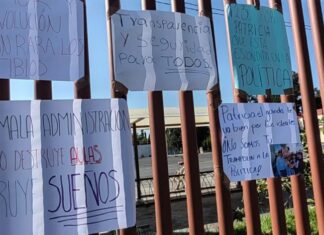 Alumnos del Tec de Morelia cierran ambos campus; exigen transparencia y mejores condiciones en las instalaciones