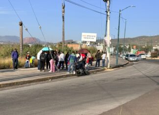 Alistan protesta en Villas del Pedregal ante presunto cierre de CAI