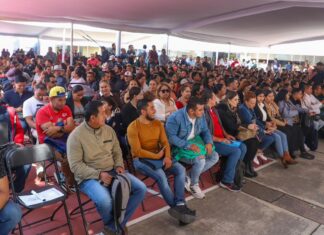 Tras años de espera, más de mil docentes regularizan su documentación: SEE