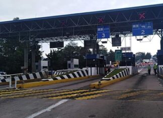 Se mantienen bloqueos en autopistas de Michoacán y estados vecinos; la mayoría de las carreteras operan con normalidad