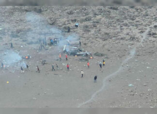 Se desploma helicóptero en el Monte Kilimanjaro; 5 muertos