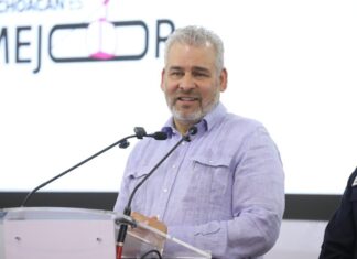 Bedolla firmará decreto para eliminar multas de tránsito y priorizar seguridad vial