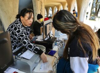 Inicia entrega de 5 mil créditos a la palabra a mujeres artesanas indígenas