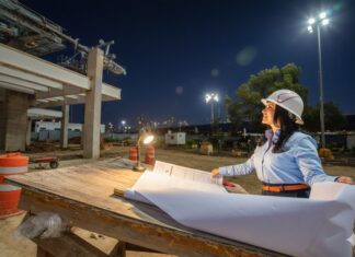 Continúan jornadas nocturnas en construcción del teleférico para contener tráfico: Gladyz Butanda