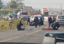 En accidente de motocicleta fallecen dos jóvenes en Queréndaro, Michoacán