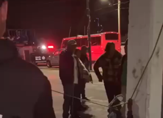 Presunto ladrón es atrapado y amarrado a un poste en San Nicolás Obispo