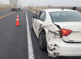 Se registra choque por alcance en la Siglo XXI; no hay lesionados