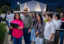 Gladyz Butanda supervisa pruebas para videomapping del Planetario de Morelia