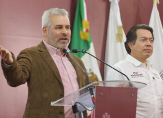 Michoacán garantiza educación con inversión federal de 4 mil 410 mdp en becas: Bedolla