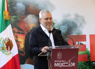 Este año, 102 brigadas combatirán incendios forestales respaldados con helicópteros: Bedolla