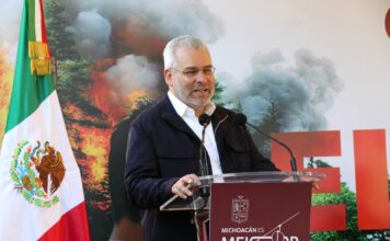 Este año, 102 brigadas combatirán incendios forestales respaldados con helicópteros: Bedolla