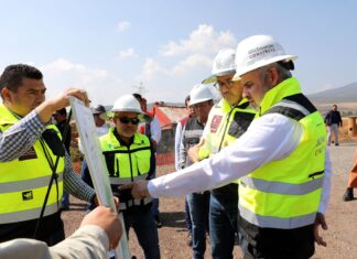 Confirma Bedolla ampliación de la Siglo XXI, del entronque de Caracha a Uruapan