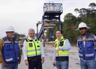 Abierta la circulación vehicular a 4 carriles del tramo carretero Pátzcuaro-Uruapan: Bedolla