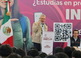 Data hará historia como primer programa de internet universal y gratuito para estudiantes: Bedolla