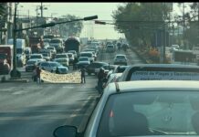 Vecinos bloquean salida a Quiroga para exigir agua en Morelia