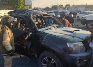 ¡Explosión en plena marcha deja dos muertos en Edomex!