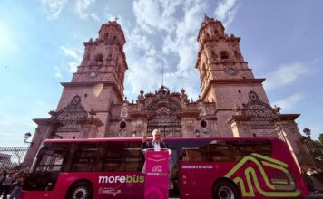 Bedolla presenta el Morebús, nuevo transporte que pone fin a más de 50 años de rezago en movilidad