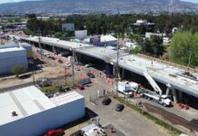 ¡No más espera en el tráfico! El paso vial de Policía y Tránsito tiene un 80 % de avance