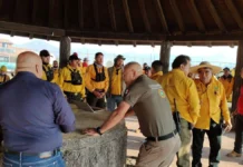 Rescatan cuerpos de dos brigadistas fallecidos en incendio forestal en Tacámbaro