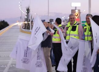 Bedolla abre a la circulación puente del distribuidor vial de la salida a Pátzcuaro