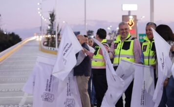 Bedolla abre a la circulación puente del distribuidor vial de la salida a Pátzcuaro