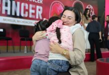 Cuidar a quienes cuidan: Disponible apoyo económico para familias de niñas y niños con cáncer