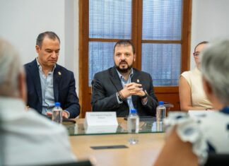 Gobierno de Michoacán instala mesa de diálogo para destrabar huelga en la UMSNH: Raúl Zepeda