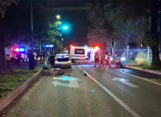 Dos motociclistas resultan gravemente lesionados tras accidente en la colonia Morelos de Uruapan