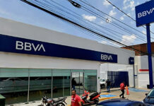 Asaltan a cuentahabiente afuera de sucursal bancaria en Morelia