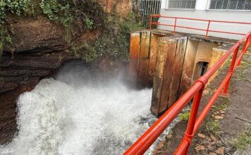 Conagua disminuye el desfogue de la presa de Cointzio