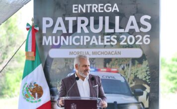 Con entrega de patrullas a 10 municipios, fortalece Bedolla estrategia de seguridad
