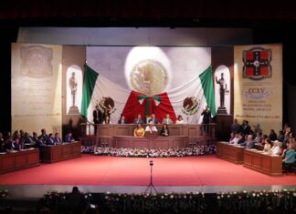 Celebra Bedolla entrega de presea a comunidades mazahuas y destaca el respeto a su autodeterminación