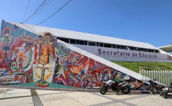SEE atiende demanda educativa en secundaria de San Francisco Peribán
