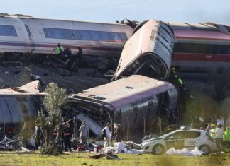 Tragedia ferroviaria en España: choque de trenes deja al menos 68 muertos