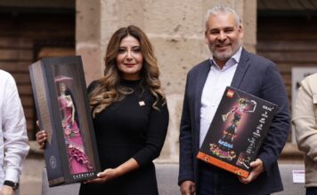 Catrinas de barro de Capula, el nuevo set de LEGO; Bedolla destaca reconocimiento mundial