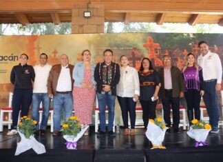 Gobierno estatal destina 4 mdp a 56 municipios para fortalecer la Noche de Muertos