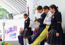 Van más de 57 mil pares de tenis entregados en este ciclo escolar