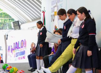 Van más de 57 mil pares de tenis entregados en este ciclo escolar