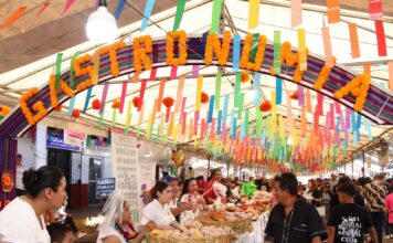 Vive la Noche de Muertos en los tianguis artesanales de Pátzcuaro y Capula